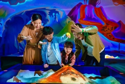 大湾区研学典范横琴国家地理探险家中心六周年庆典开启
