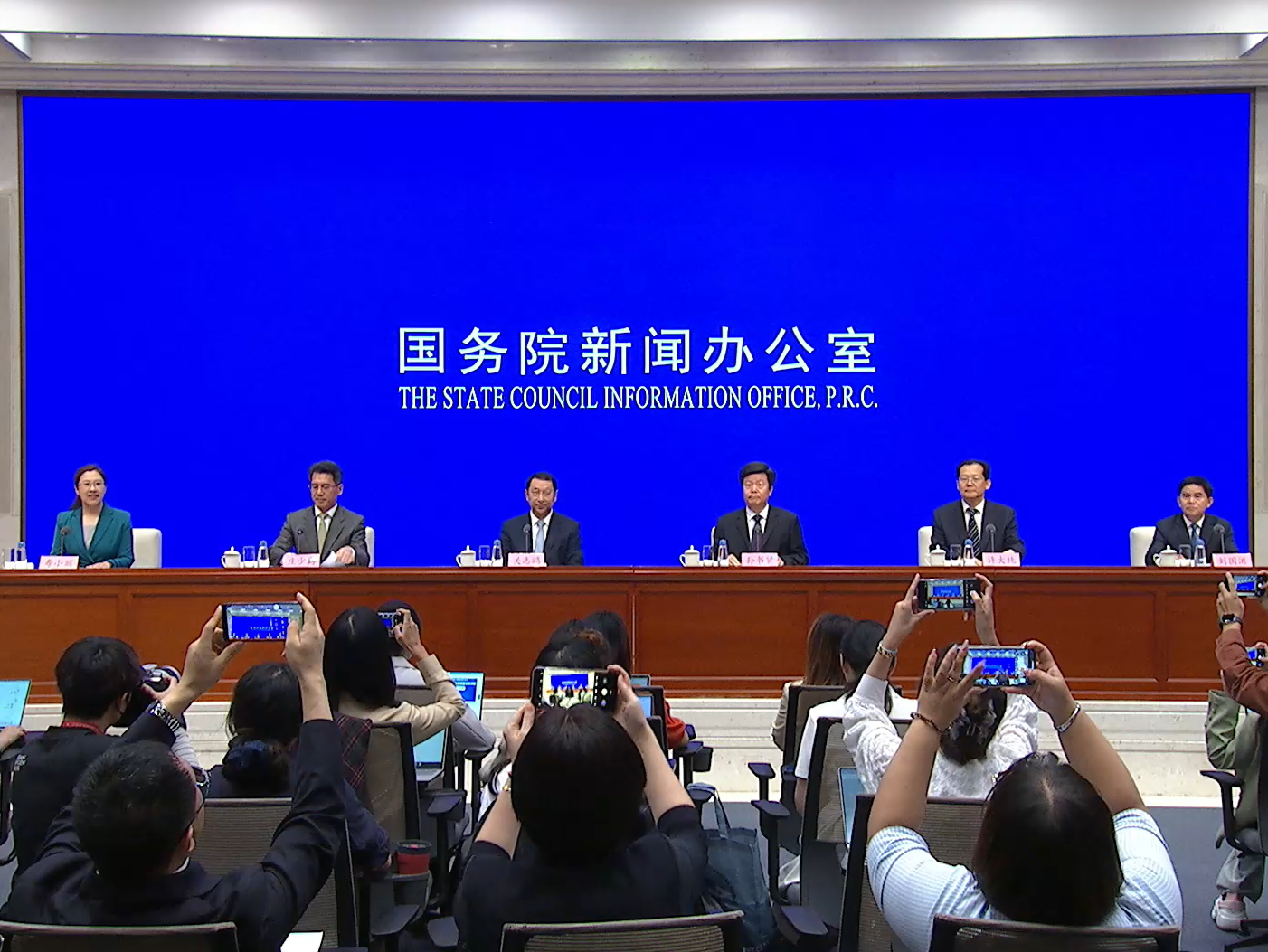 国际影响力不断提升！国新办这场发布会多次点赞深圳