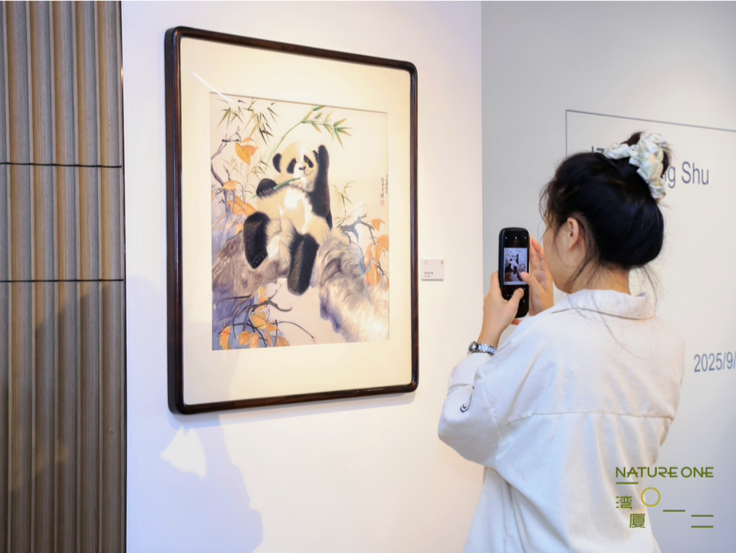 湘绣非遗沙龙举行 邬建美以针为媒绣出东方文化自信