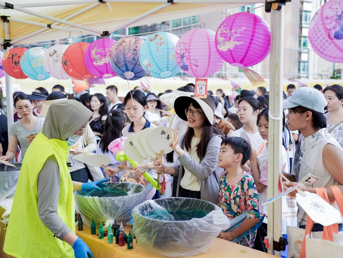 桃源街道塘朗社区“双节润心田·企民同心圆”主题活动圆满举行
