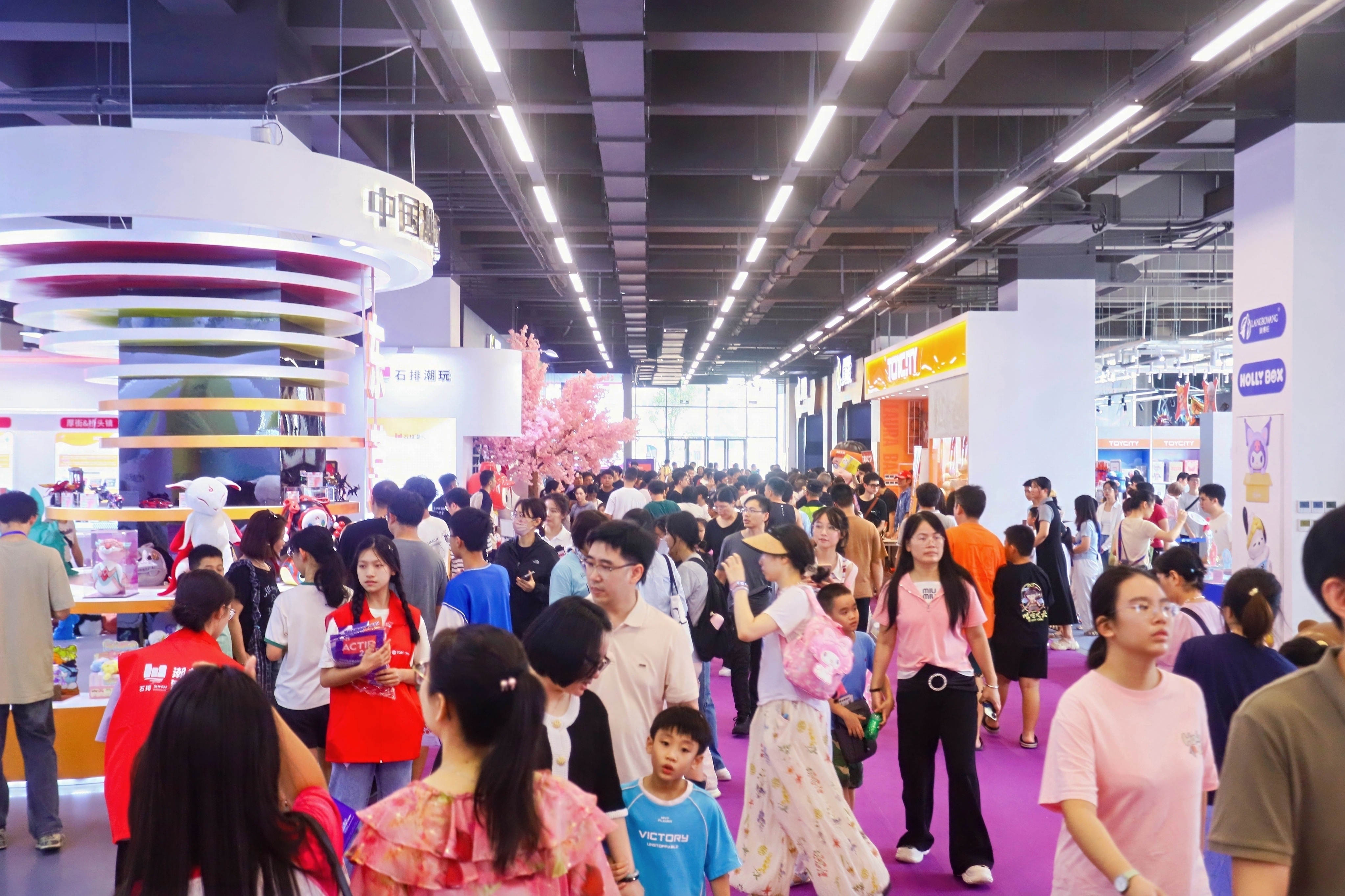 东莞石排潮玩开仓节邀你畅玩国庆黄金周