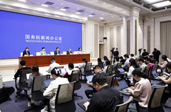 新华全媒＋丨国新办举行新闻发布会介绍“十四五”时期卫生健康工作发展成就（4）