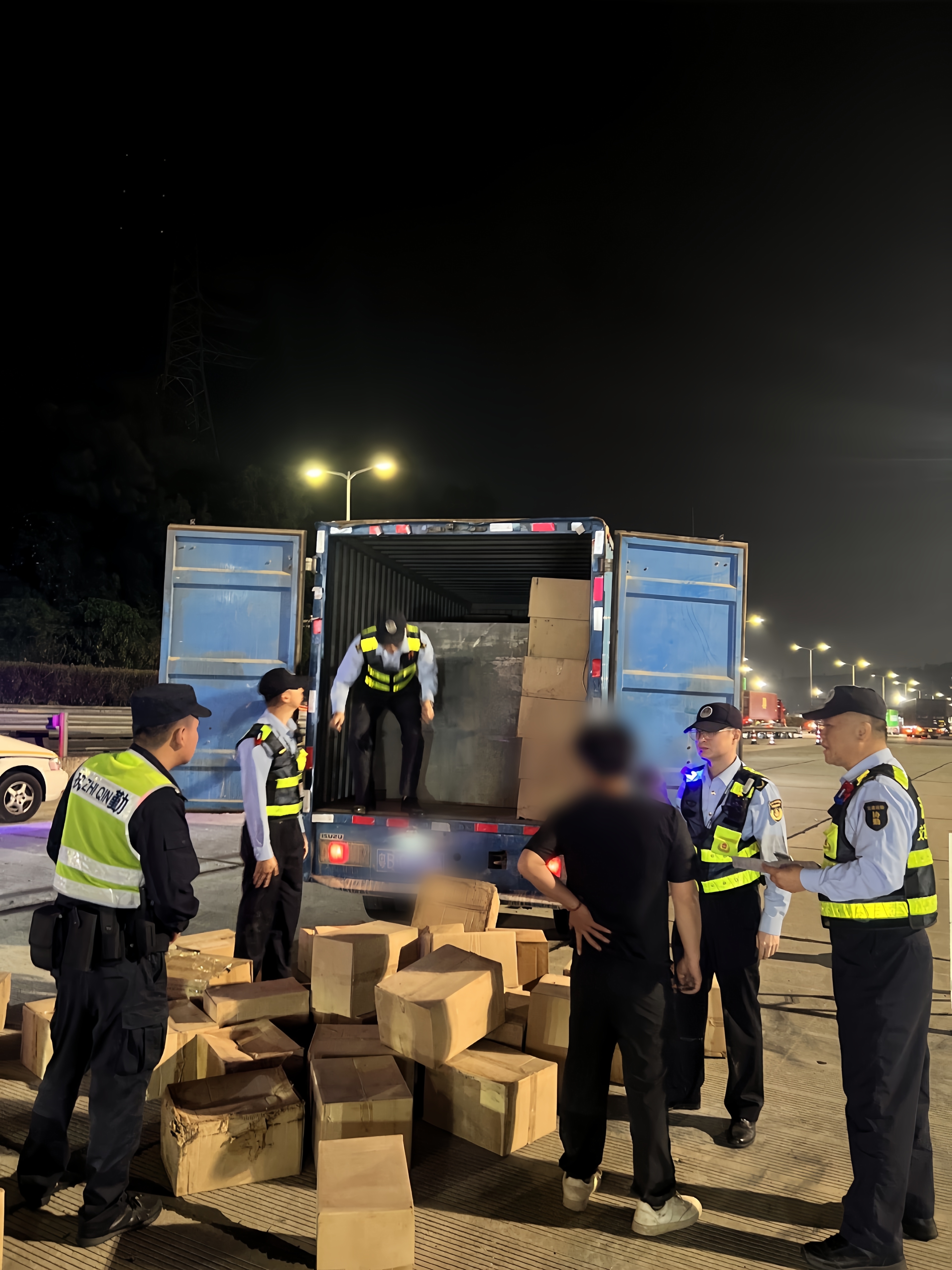 严厉打击“移动炸弹”！深圳严查道路危险货物运输违法行为，今年立案查处475宗！
