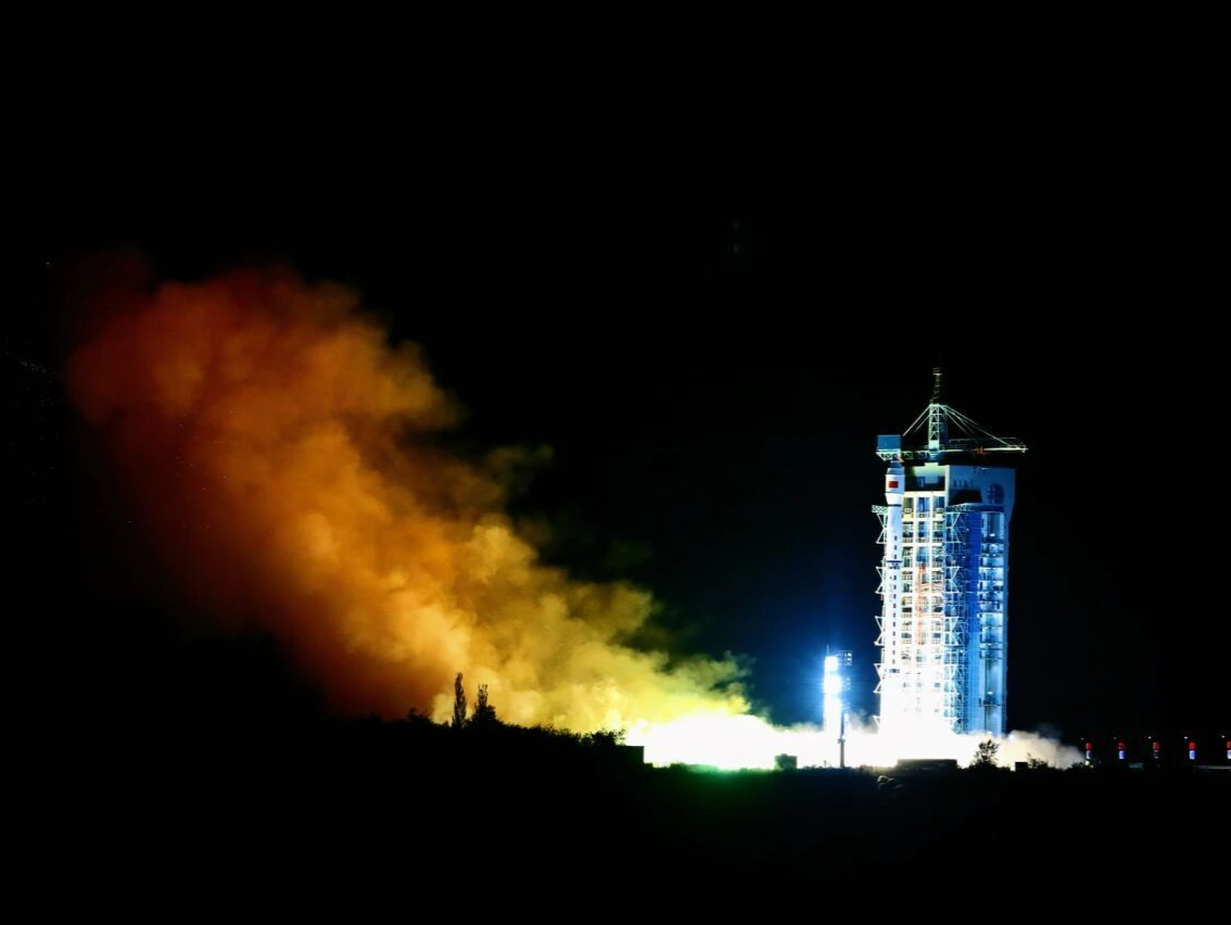 我国成功发射风云三号08星 