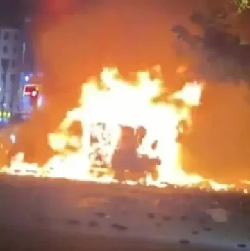 广州一货车疑似发生爆炸，现场浓烟滚滚！最新通报