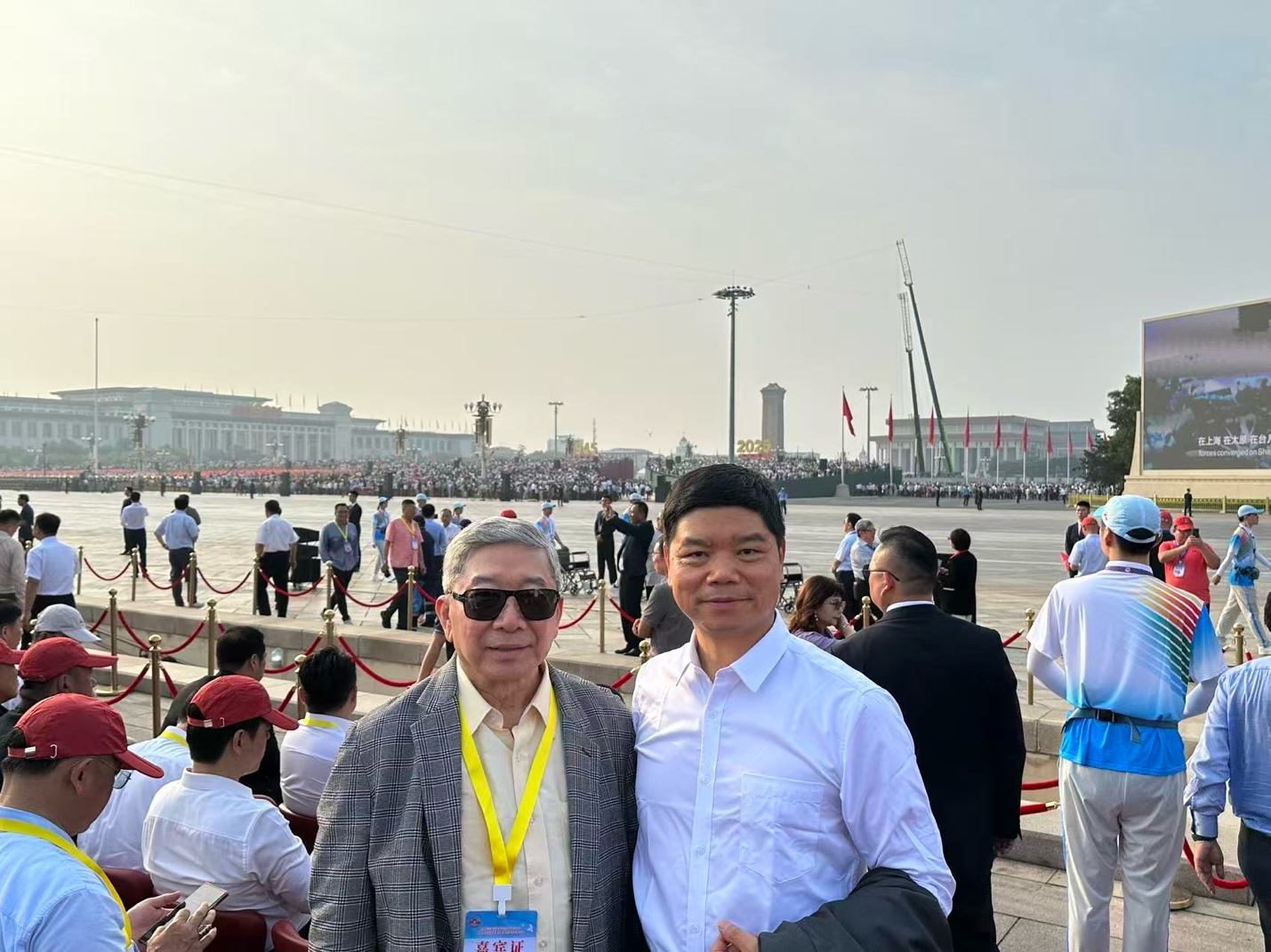 泰国中华总商会副主席刘秉青：观礼阅兵深感自豪