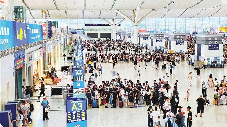 铁路部门累计发售国庆中秋假期运输车票7000万张