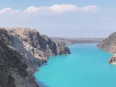 新疆昭苏：玉湖山水间尽显自然壮阔