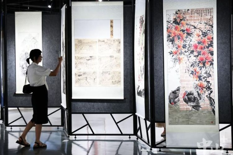 中山市第五届中国画作品展开幕