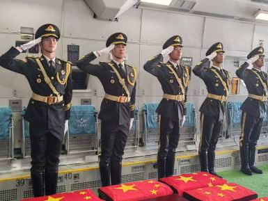 英雄回家！第十二批在韩中国人民志愿军烈士遗骸今日回国 