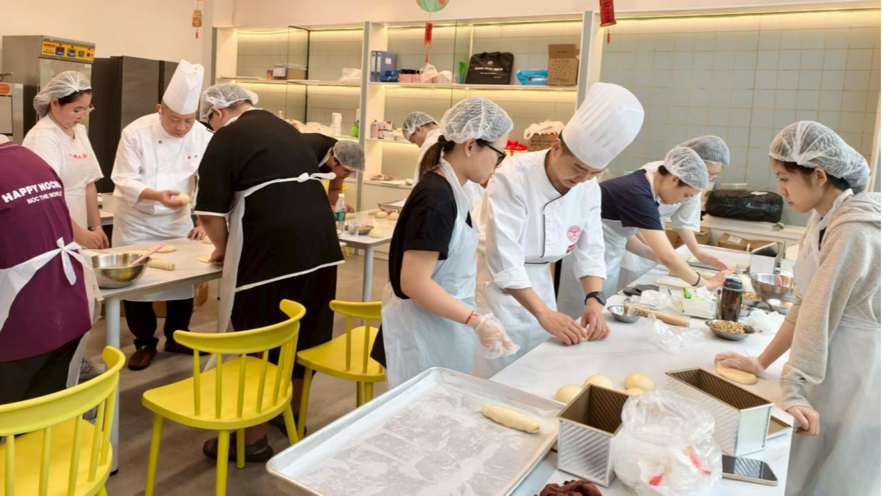 石岩“青年小店合伙人计划”助力青年迈出创业第一步