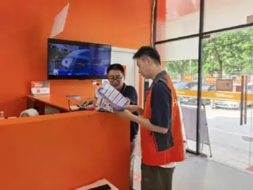 货拉拉深耕网络安全宣传周：近万司机骑手当“移动宣传员”，车贴巡城织密安全网