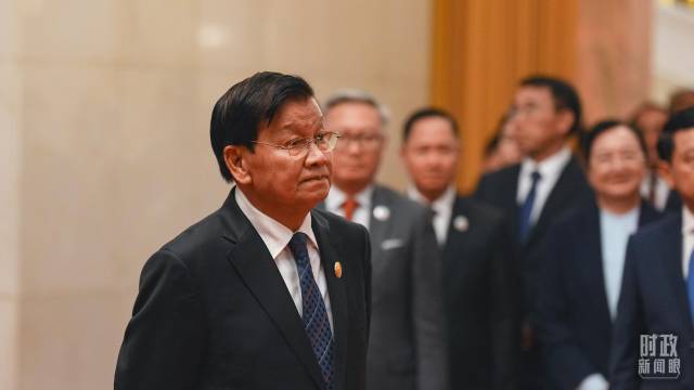 △老挝人民革命党中央委员会总书记、国家主席通伦。（总台记者李晋拍摄）