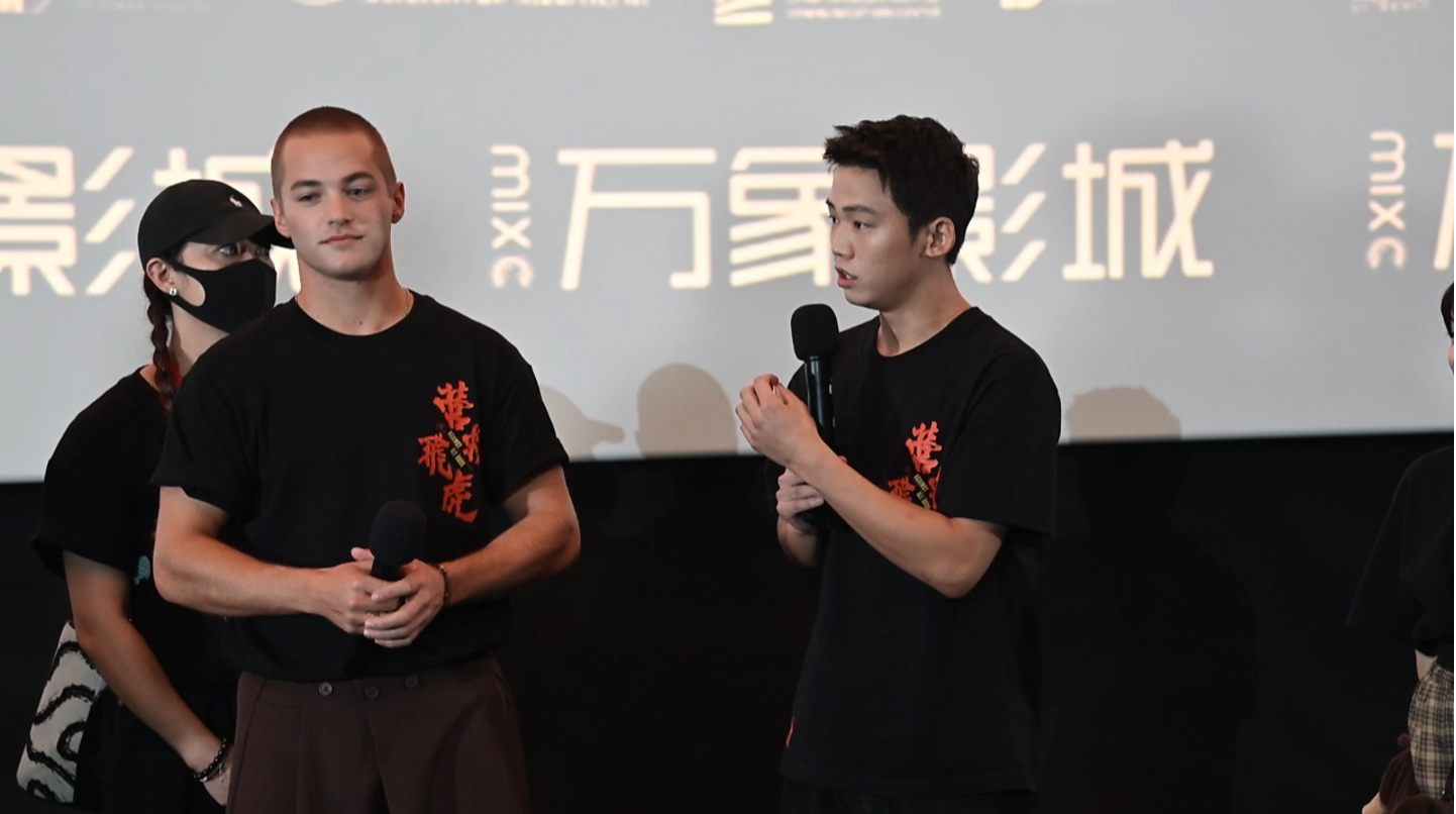 深圳出品电影《营救飞虎》深圳路演 米切尔·霍格：与团队建立了深厚情谊