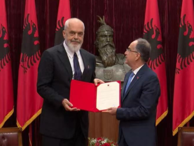 首位AI“部长”将执掌阿尔巴尼亚国务部