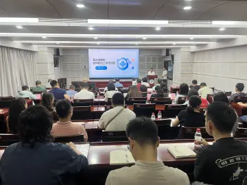 红村社区党委开展校园防疫培训，筑牢师生健康防线