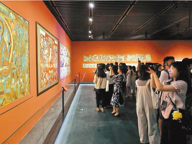 华南最大敦煌展持续“圈粉” 多元活动解锁文化体验新玩法