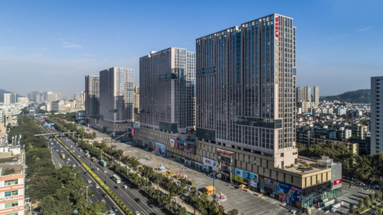 深圳宝安万达迎来沃尔玛社区店，打造“15分钟生活圈”消费新标杆