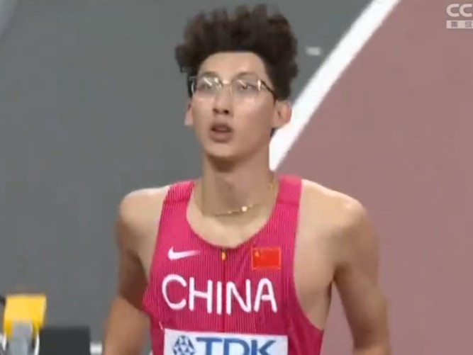 徐卓一110米栏赢了今年世界第一
