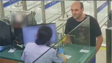 外籍旅客眼中的九三阅兵：令人惊叹