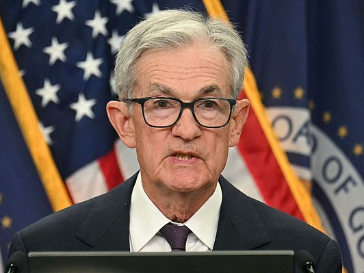 鲍威尔：美联储“坚定致力于”保持其不受政治影响的独立性