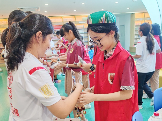跨越四千公里的青春对话：粤兵学子同行，共筑民族同心