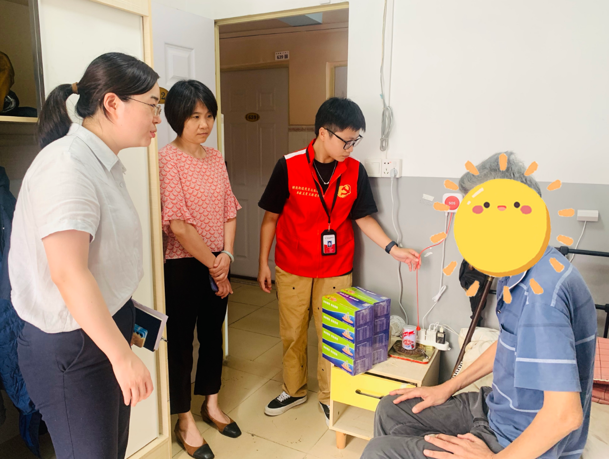 48小时风雨不停步！横岗红马甲把安全暖意送进独居港籍老人家