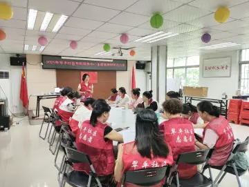 翠平社区：志愿者团建温情落幕，共绘志愿服务新图景