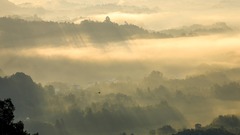 安徽休宁：齐云山晨雾如画