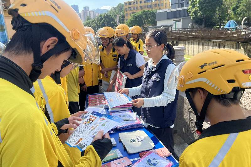 赋能“奔跑”的城市力量!宝安石岩街道邀骑手共筑禁毒防线,同绘共建共治新图景