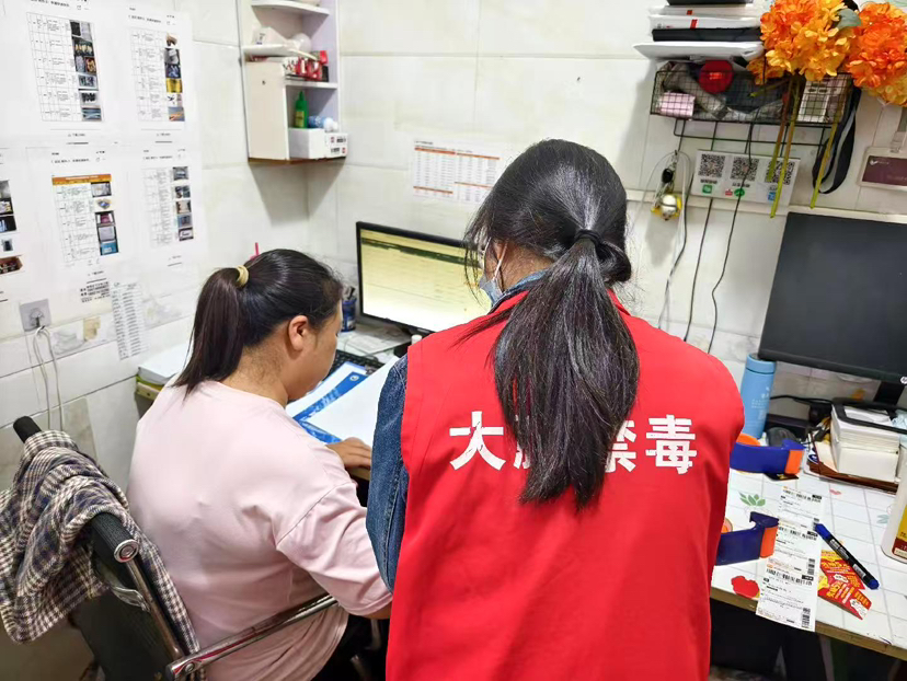 大鹏新区禁毒与反邪教宣传深入一线网点，筑牢寄递安全防护网