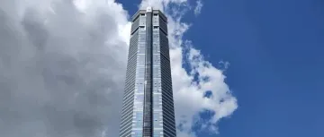 聚焦70层外卖送餐！《纽约时报》为什么会关注华强北这一业态？