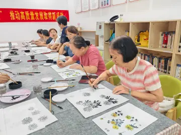 新围社区开展多元课程乐龄学堂