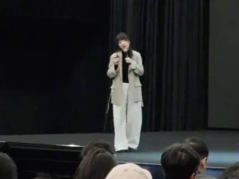 接替王腾，魏思琪任小米中国区市场部总经理