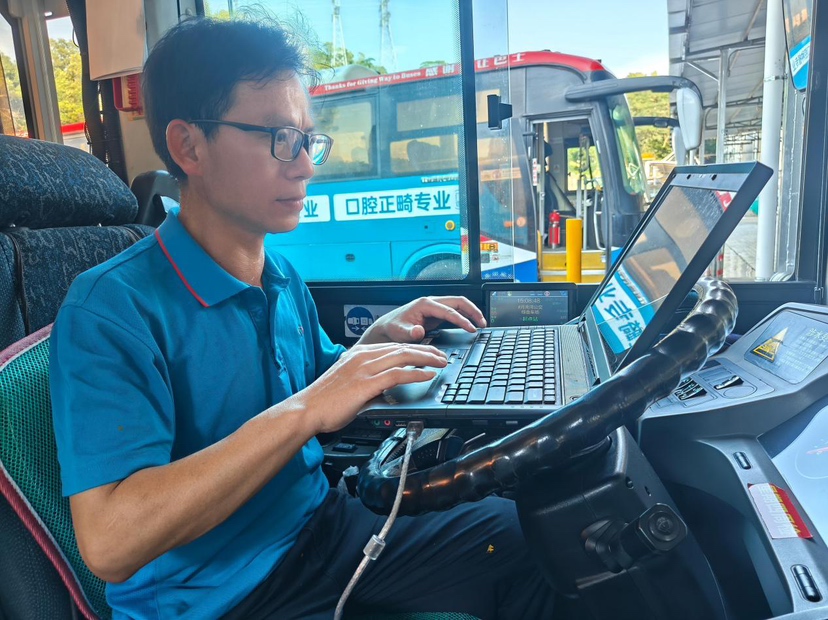 深巴技术创新的“带头人”赖国伟：车间里的坚守与创新