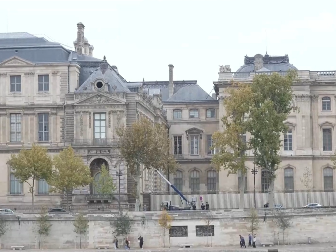 法媒称卢浮宫抢劫案两名涉案嫌疑人已被捕