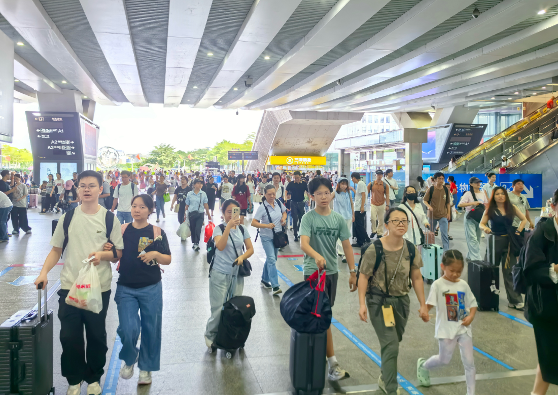 128.19万人次！深圳北站枢纽10月1日客流创单日客流新高
