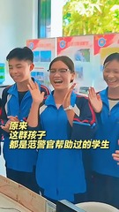 突然出现的这碗长寿面，让他差点落泪。
