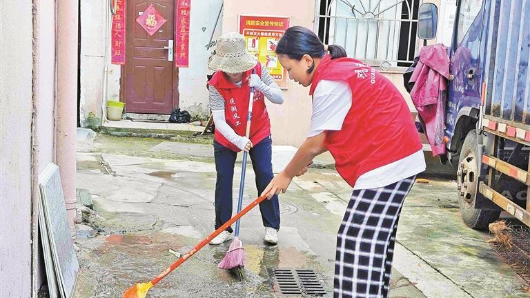 樟坑径社区多措并举防蚊灭蚊