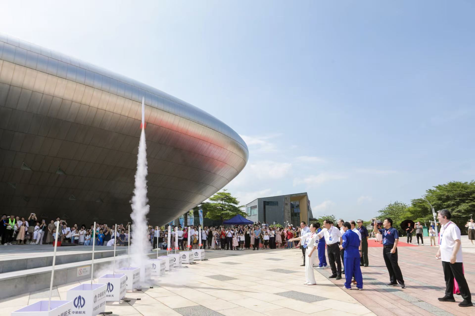 筑梦寰宇，叩问苍穹！深圳太空馆启幕