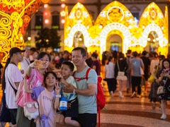 双节喜相逢 澳门旅游市场欣欣向荣