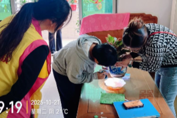 开展“敲门行动”！中山小榄筑牢基层防控第一道防线
