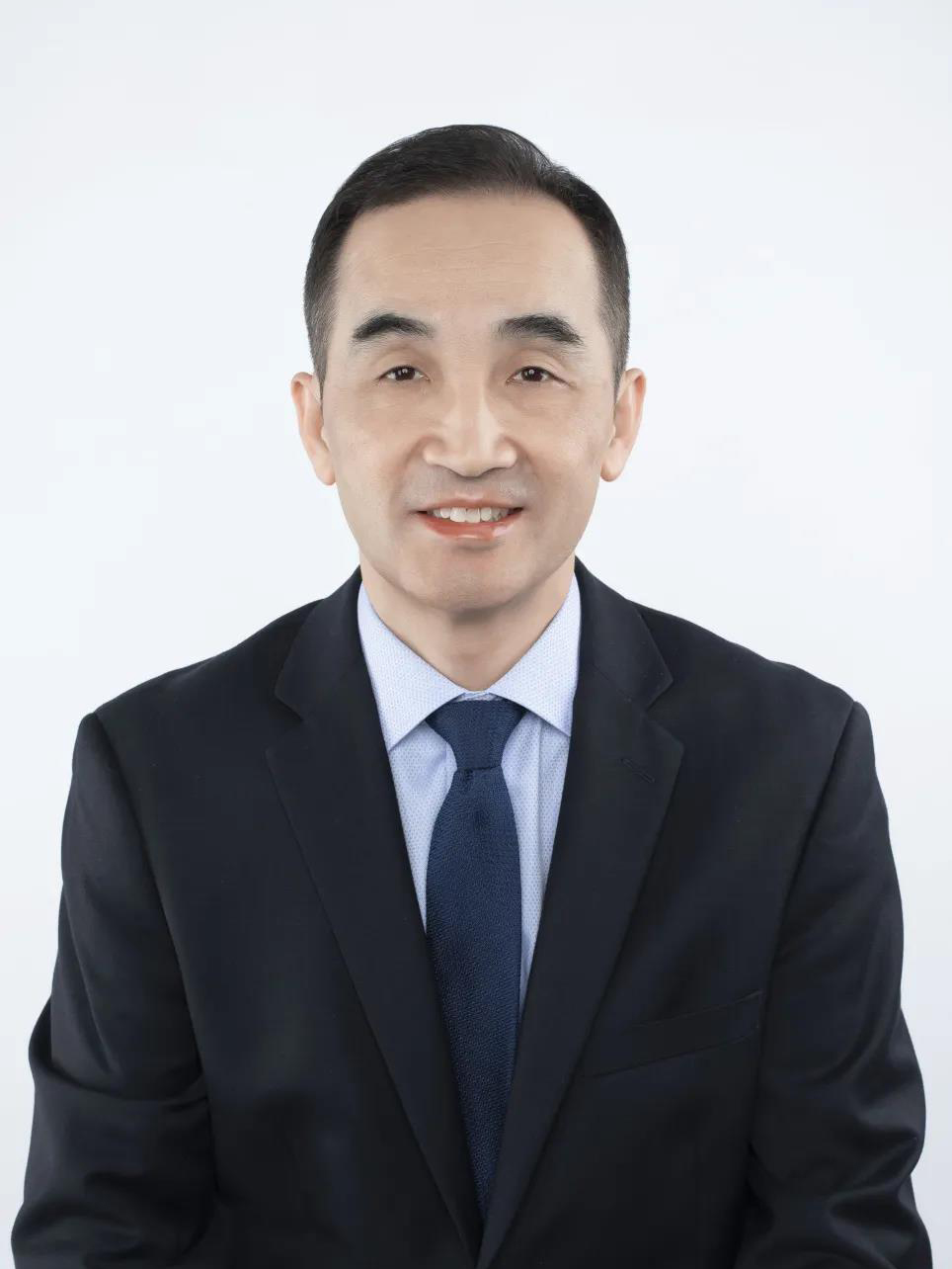 港中大(深圳)副校长罗智泉获世界华人数学家大会首届华罗庚奖