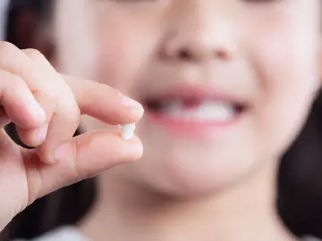 专家科普|娃换牙期间牙肉常常肿痛,正常吗?