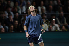 （外代二线）（42）网球——巴黎大师赛：谢尔顿晋级八强