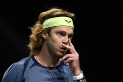 （外代二线）（37）网球——巴黎大师赛：谢尔顿晋级八强