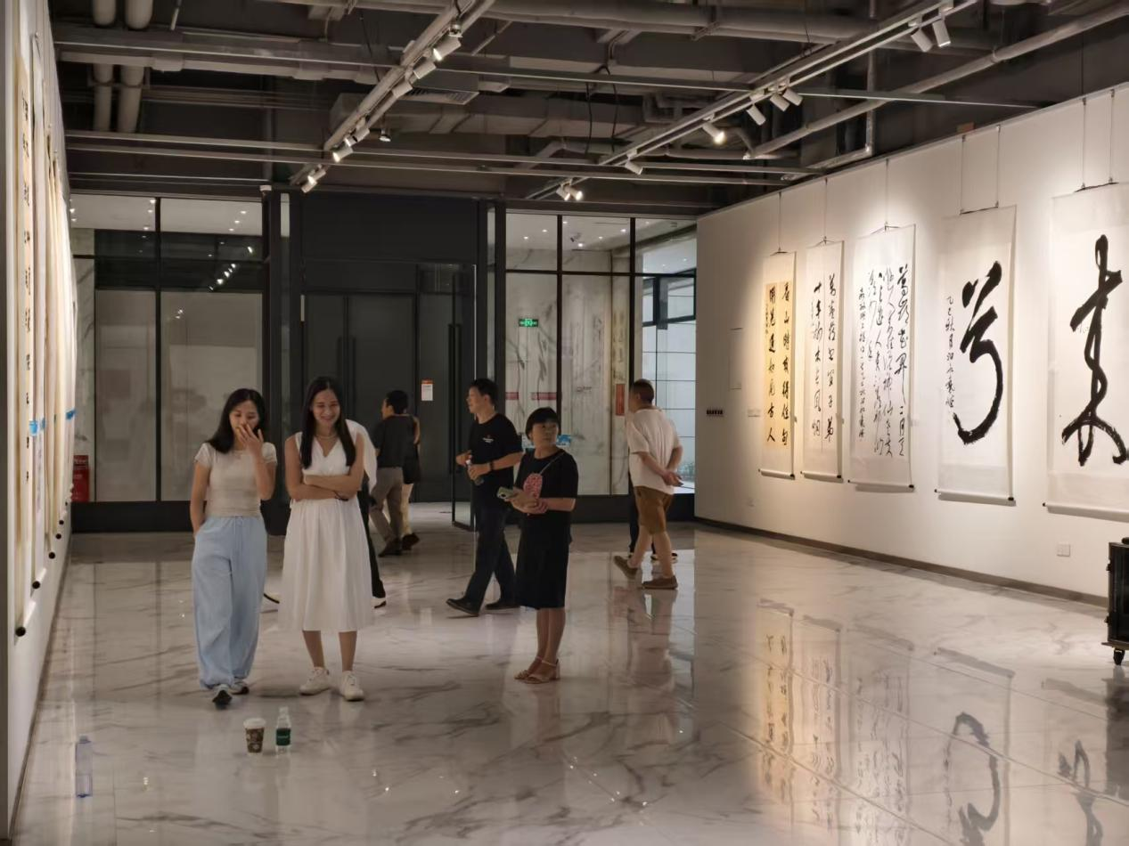 宝安区书法家协会沙井分会会员作品展在宝安1990开幕