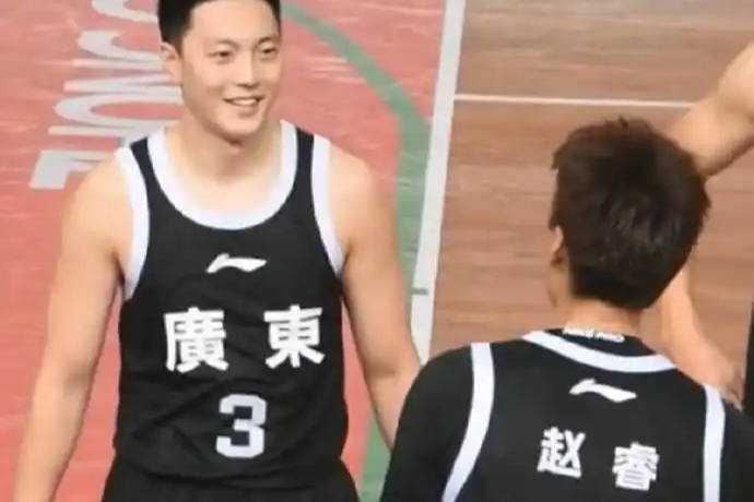 赵睿胡明轩”合体“！广东全运男篮热身赛取34分大胜