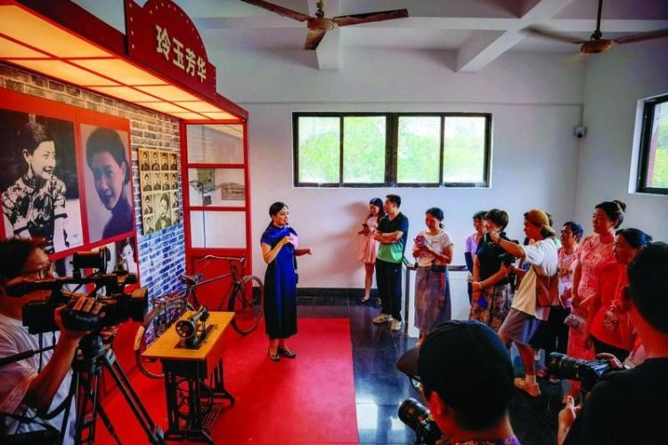 一针一线织就时代风华，从旗袍里窥探香山文化的传承与新生