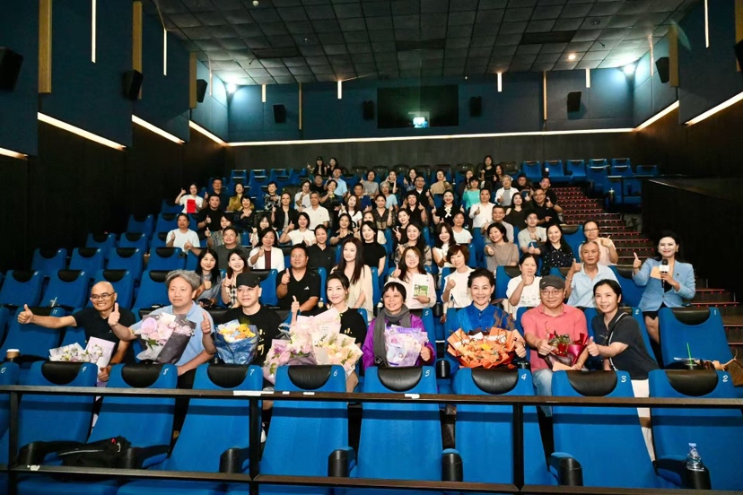 《小山河》深圳首映，彭臣郑罗茜共叙“深”度乡愁